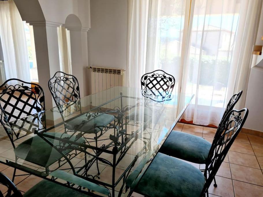 Villa Avec Jardin Au Calme A 7 Min De Cassis Рокфор-ла-Бедюл Екстериор снимка